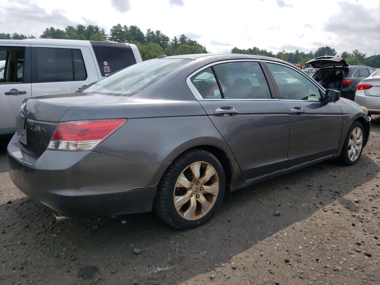 Изображение 3 2008 HONDA ACCORD EXL 2008 с VIN 1HGCP26828A053307