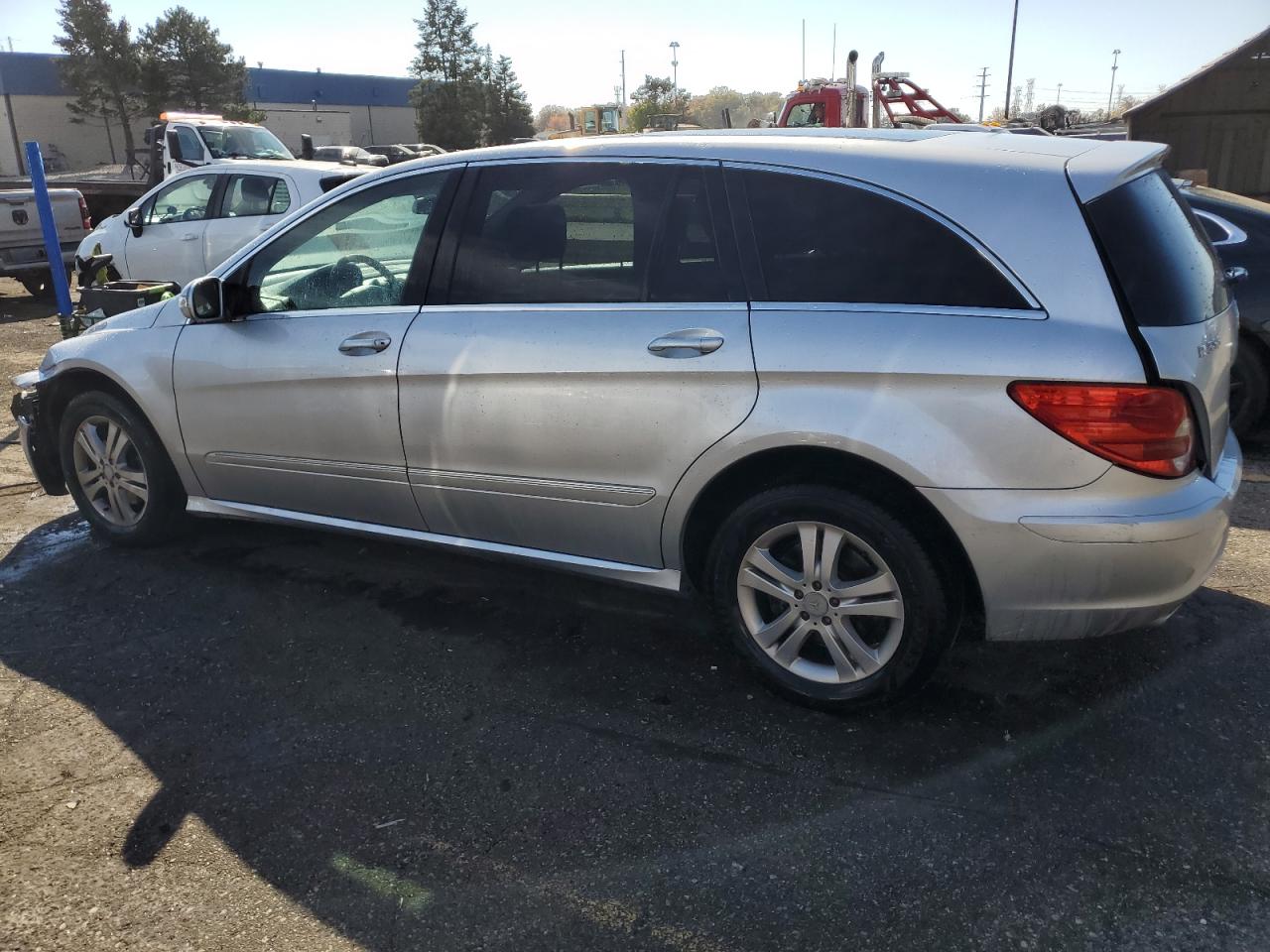 Obraz 2 z 2006 MERCEDES-BENZ R 500 2006 z VIN 4JGCB75E56A011448