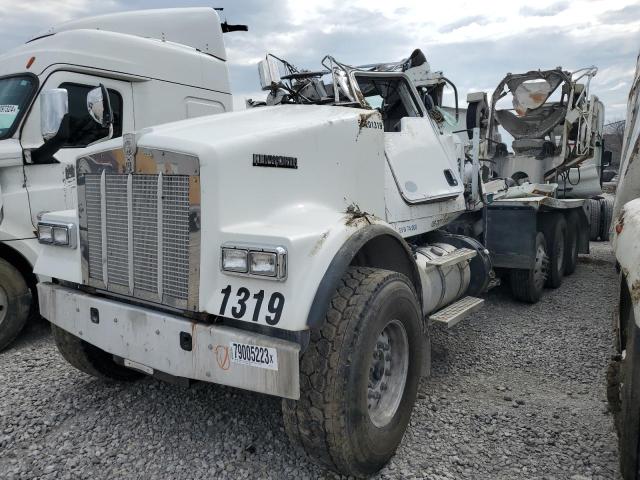 Image 2 of 2015 KENWORTH CONSTRUCTION W900 2015 with VIN 1NKWX7EX8FJ431451