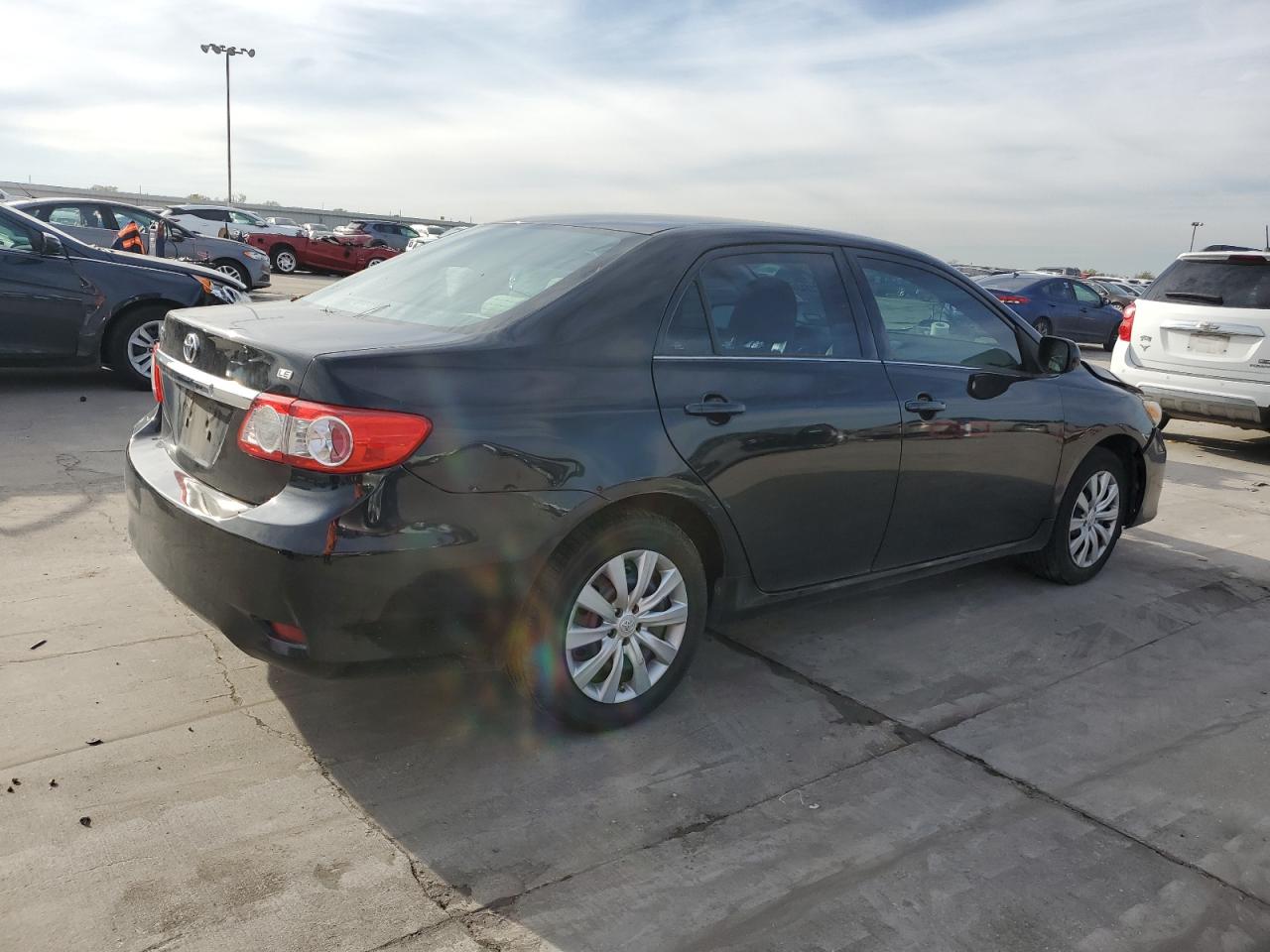 Image 3 of 2013 TOYOTA COROLLA BASE 2013 with VIN 5YFBU4EE5DP186364