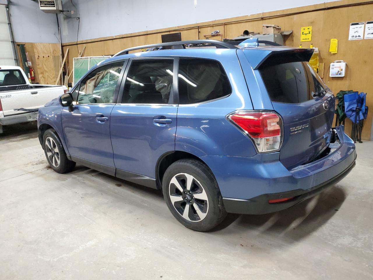 Image 2 of 2017 SUBARU FORESTER 2.5I LIMITED 2017 with VIN JF2SJARC7HH578863