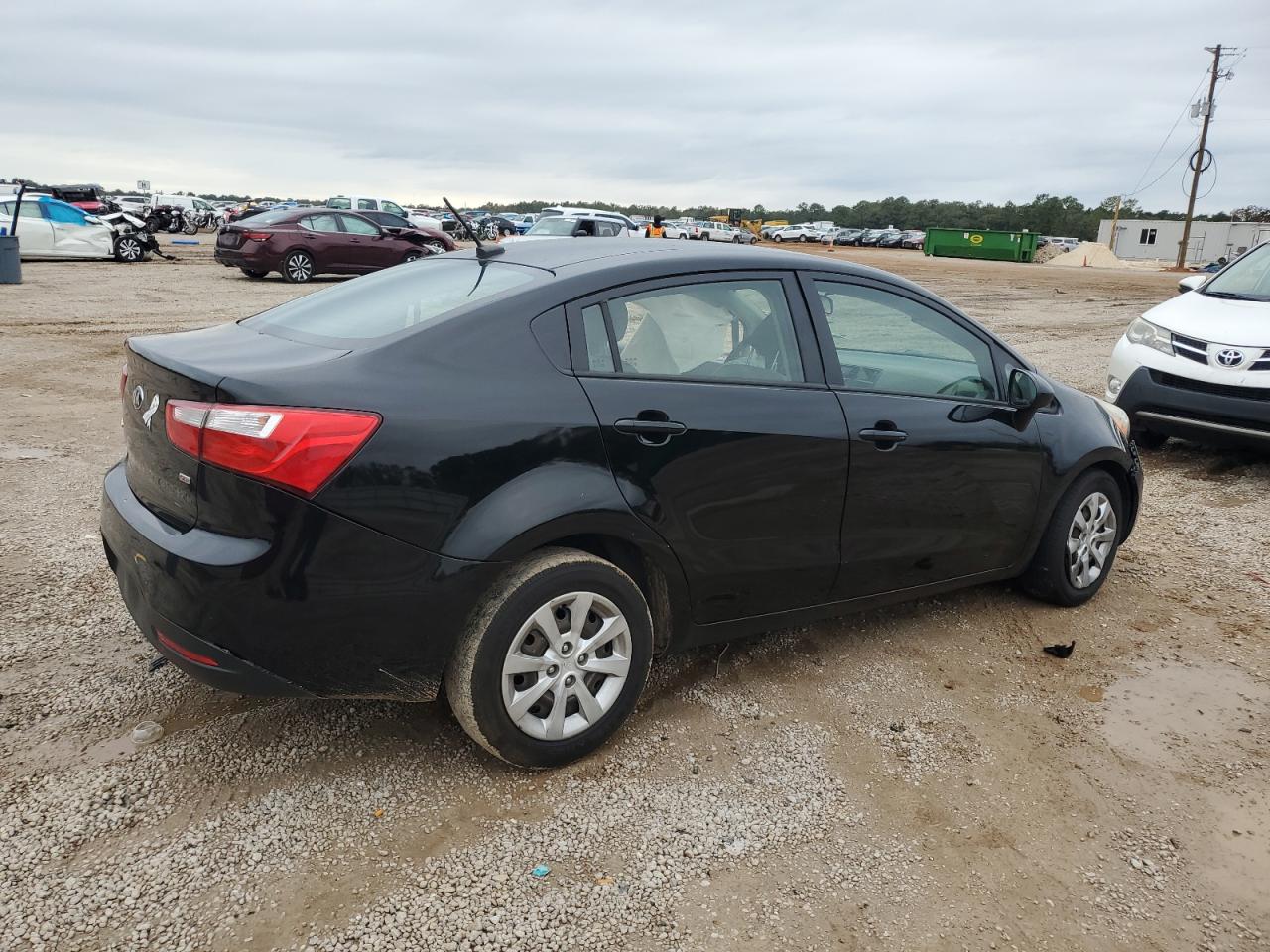 Obraz 3 z 2014 KIA RIO LX 2014 z VIN KNADM4A39E6329044