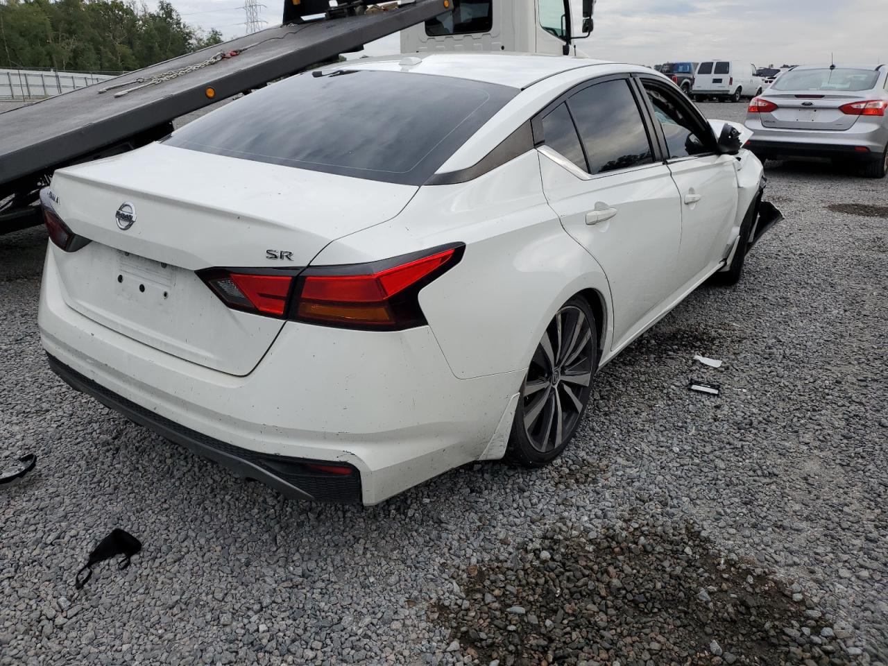 Obraz 3 z 2019 NISSAN ALTIMA SR 2019 z VIN 1N4BL4CV0KN320073