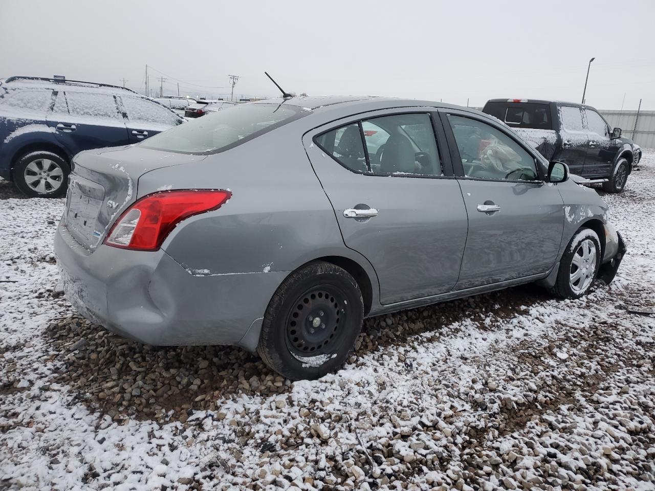 Obraz 3 z 2012 NISSAN VERSA S 2012 z VIN 3N1CN7AP8CL854084