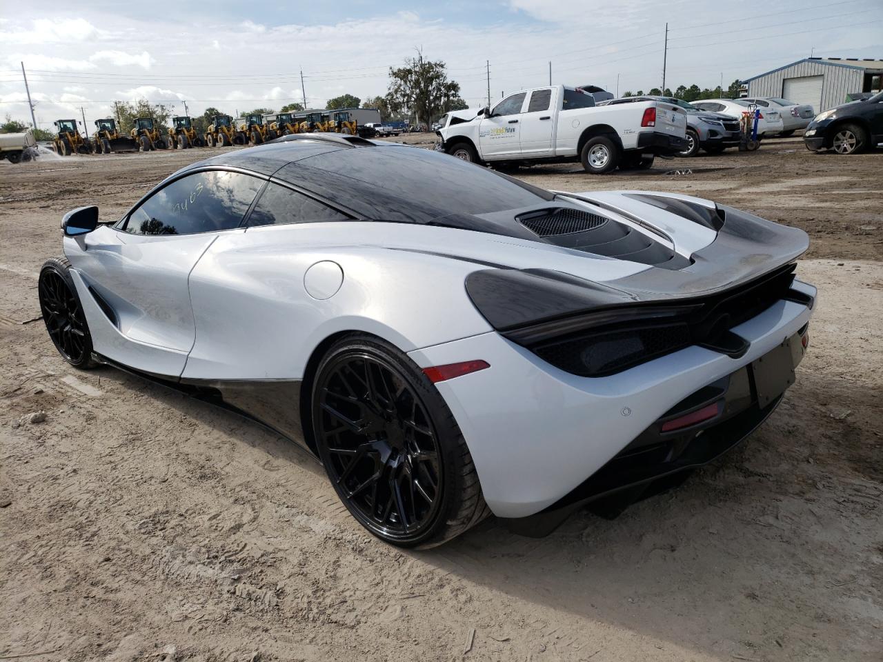 Image 2 of 2018 MCLAREN AUTOMOTIVE 720S  2018 with VIN SBM14DCA1JW000342