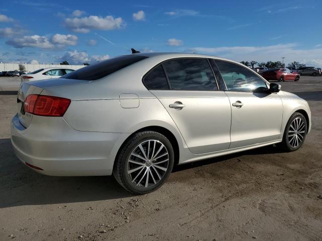 Obraz 3 z 2011 VOLKSWAGEN JETTA SE 2011 z VIN 3VWDX7AJ5BM368121