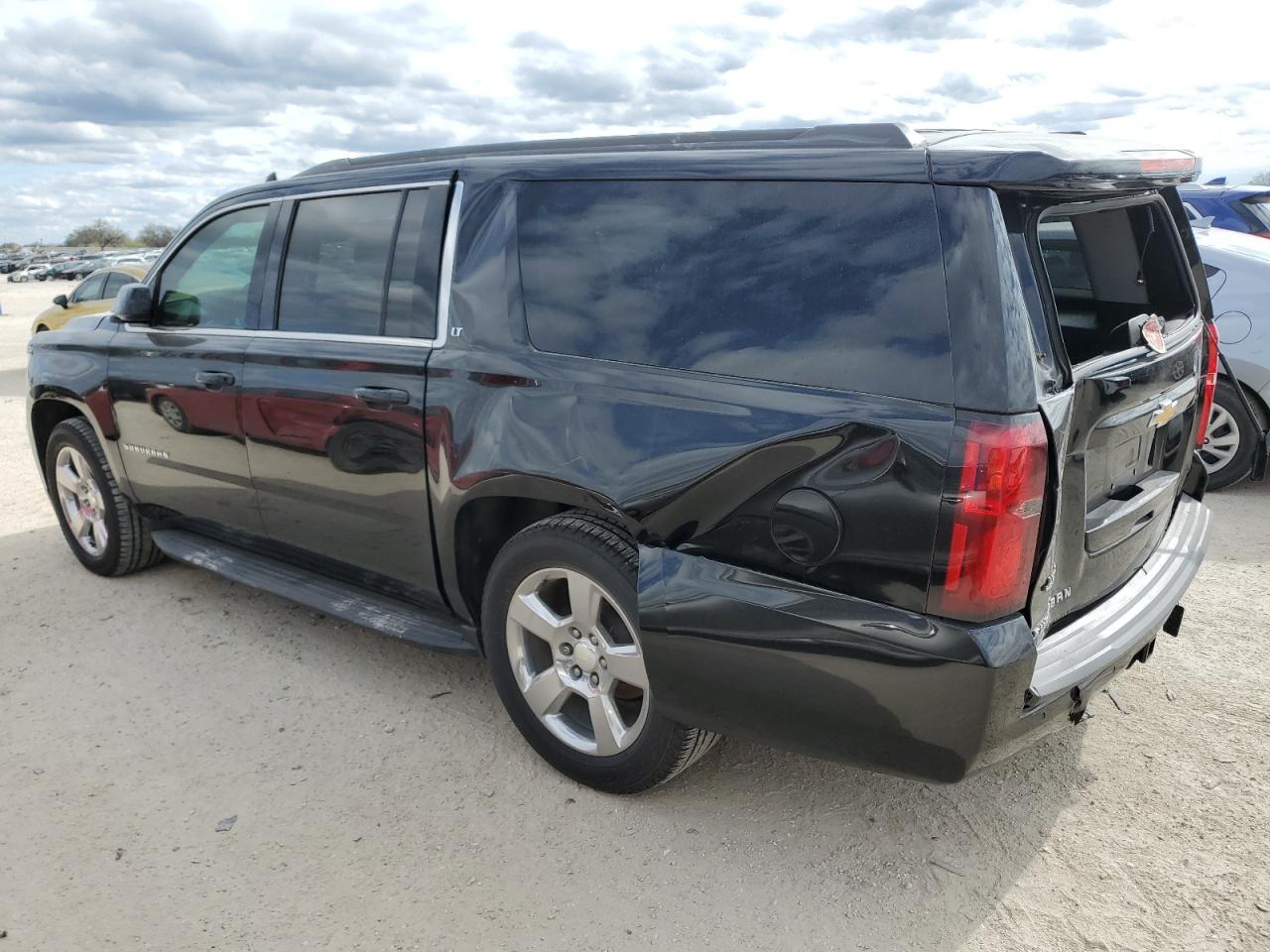 Obraz 2 z 2018 CHEVROLET SUBURBAN C1500 LT 2018 z VIN 1GNSCHKC8JR306549