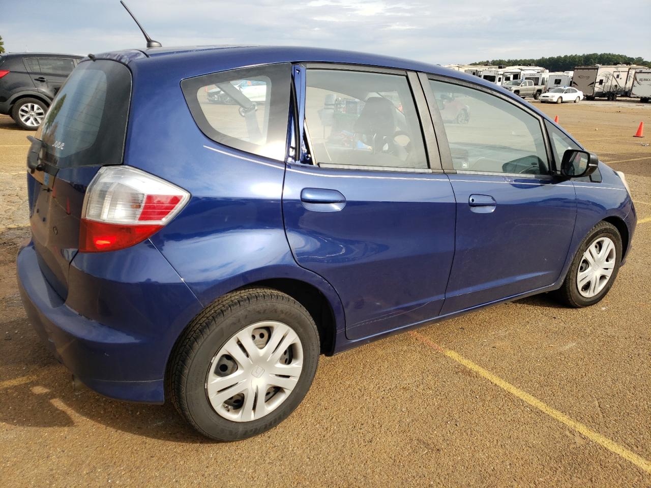 Изображение 3 2009 HONDA FIT  2009 с VIN JHMGE88259S058710