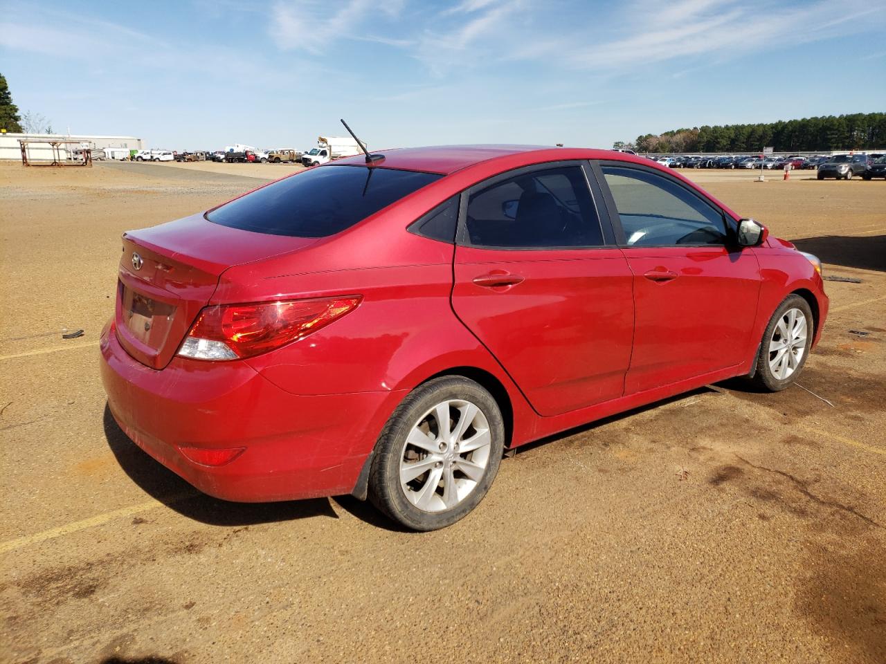 Изображение 3 2014 HYUNDAI ACCENT GLS 2014 с VIN KMHCU4AE1EU761702