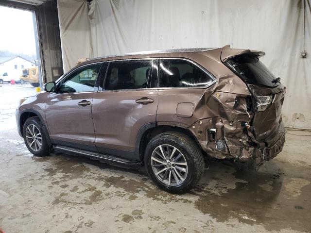 Изображение 2 2019 TOYOTA HIGHLANDER SE 2019 с VIN 5TDJZRFHXKS989565