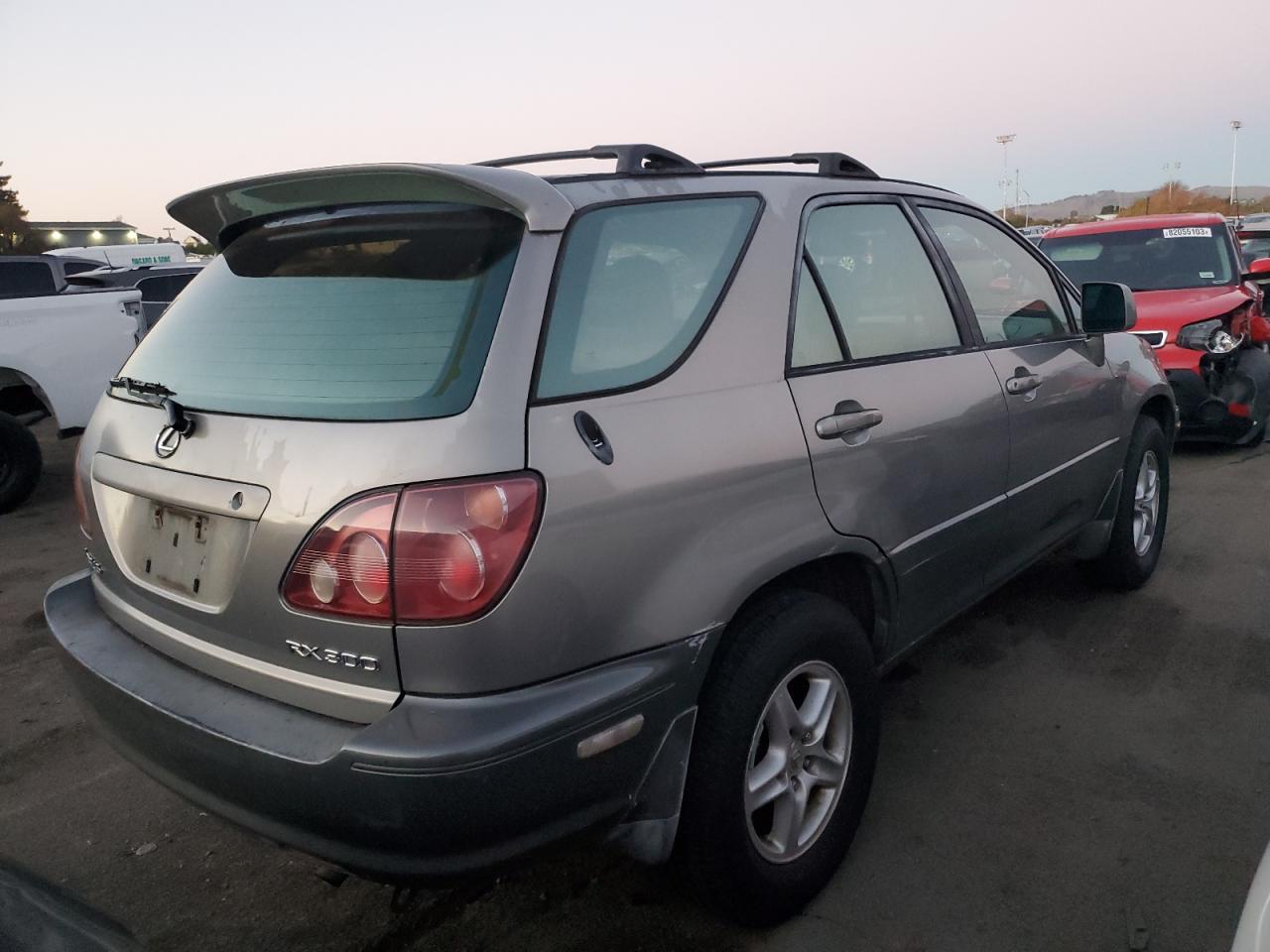 Obraz 3 z 2000 LEXUS RX 300 2000 z VIN JT6GF10U7Y0055988