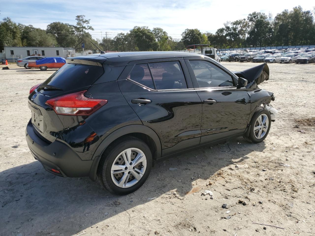 Obraz 3 z 2020 NISSAN KICKS S 2020 z VIN 3N1CP5BV7LL578461