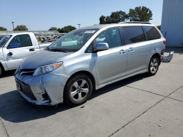 Obraz 1 z 2020 TOYOTA SIENNA LE 2020 z VIN 5TDKZ3DC3LS027912