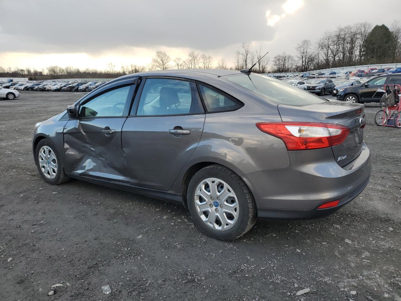 Изображение 2 2012 FORD FOCUS SE 2012 с VIN 1FAHP3F26CL259853