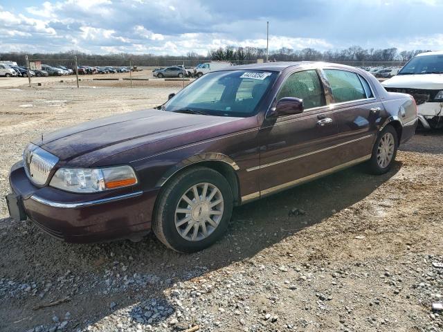 Image 1 of 2006 LINCOLN TOWN CAR SIGNATURE 2006 with VIN 1LNHM81V16Y645245