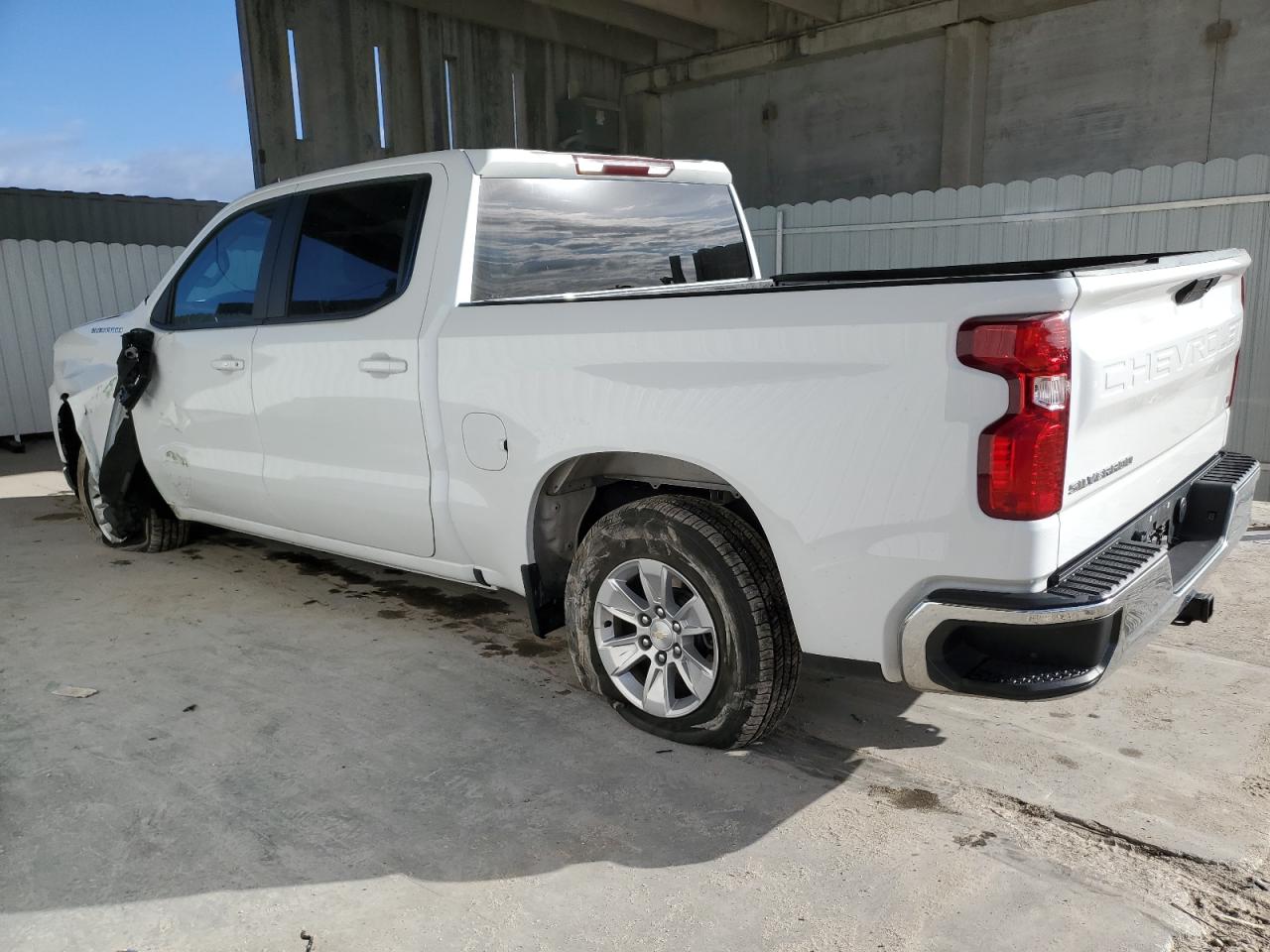 Image 2 of 2022 CHEVROLET SILVERADO LTD C1500 LT 2022 with VIN 3GCPWCED4NG123474