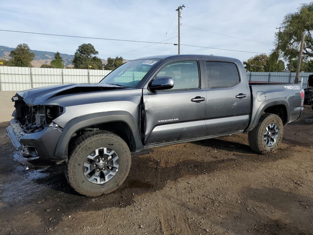 Obraz 1 z 2023 TOYOTA TACOMA DOUBLE CAB 2023 z VIN 3TMCZ5AN8PM540357