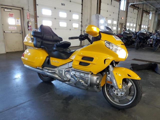 2010 HONDA GL1800  2010 image