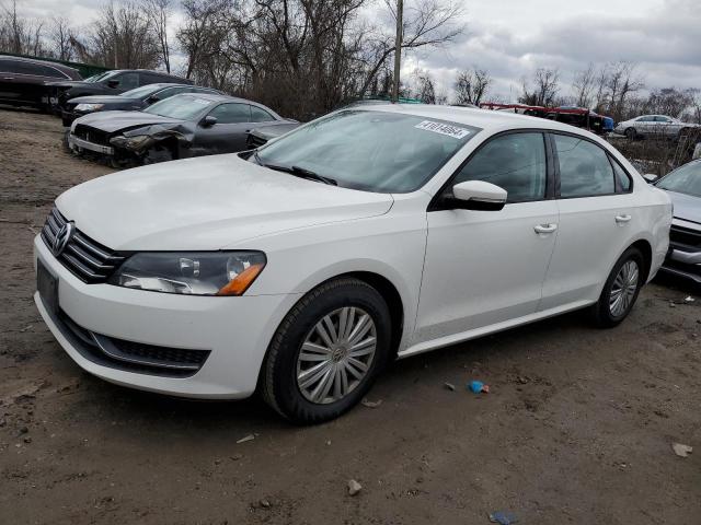 Obraz 1 z 2015 VOLKSWAGEN PASSAT S 2015 z VIN 1VWAT7A35FC076413