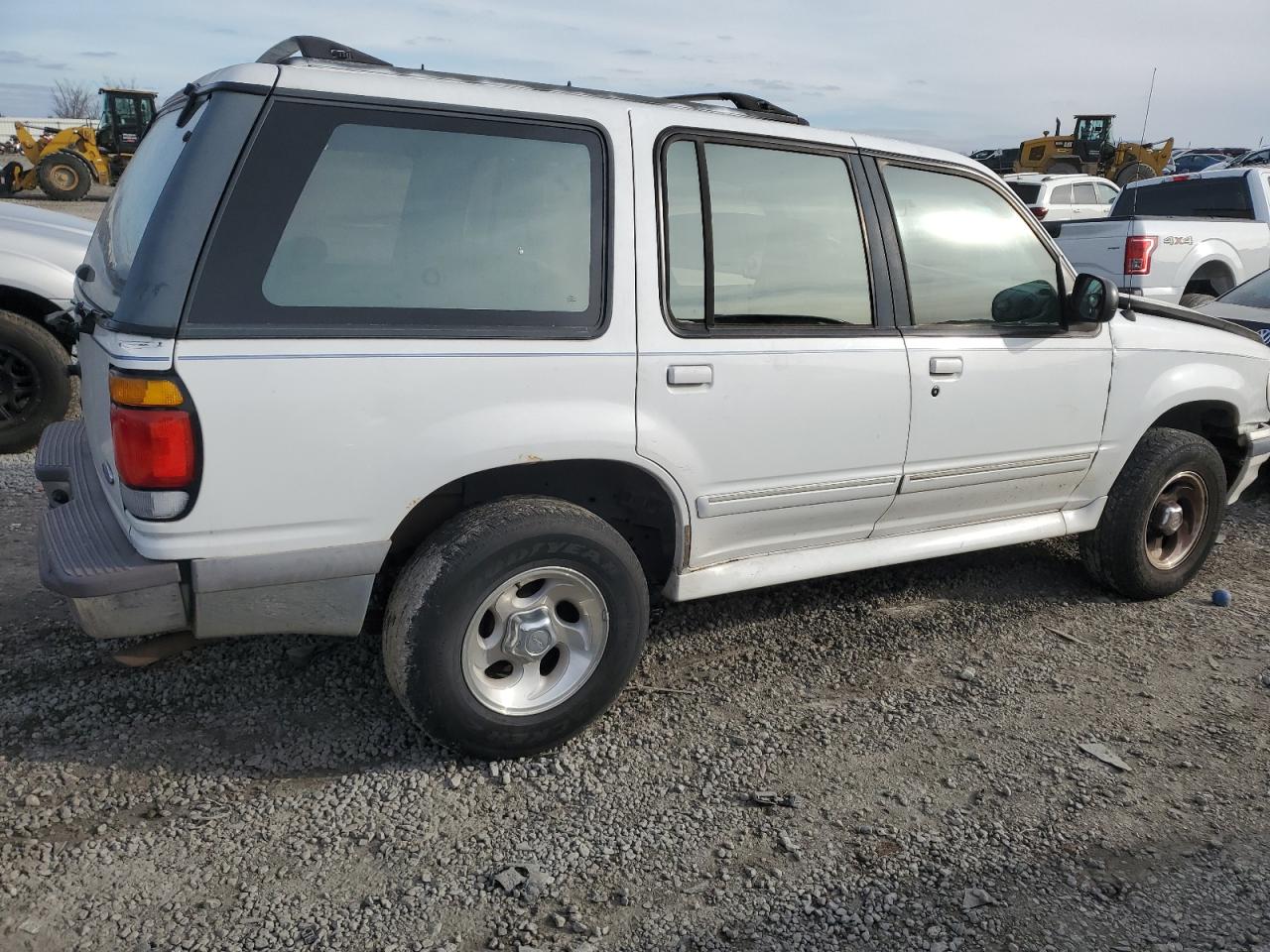 Obraz 3 z 1996 FORD EXPLORER  1996 z VIN 1FMDU34X0TUD17574