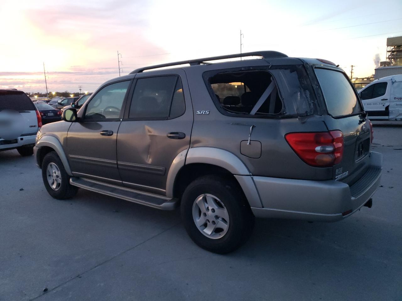 Obraz 2 z 2003 TOYOTA SEQUOIA SR5 2003 z VIN 5TDZT34A43S196898