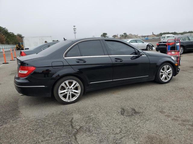 Obraz 3 z 2013 MERCEDES-BENZ C 300 4MATIC 2013 z VIN WDDGF8AB3DR258130