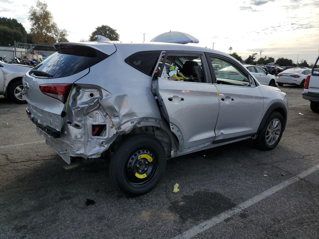 Изображение 3 2018 HYUNDAI TUCSON SEL 2018 с VIN KM8J33A40JU653450