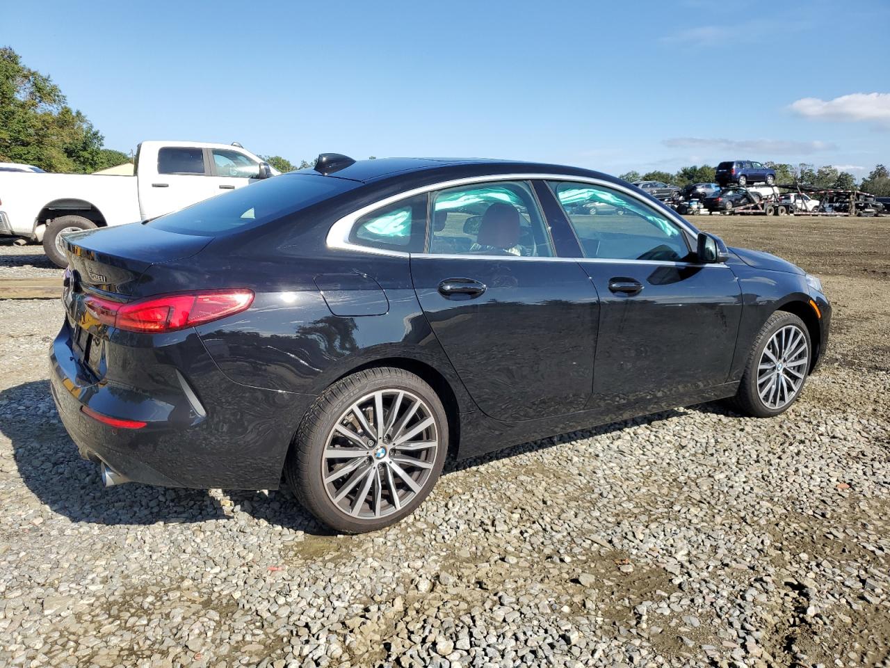 Obraz 3 z 2022 BMW 228XI  2022 z VIN WBA73AK08N7K96292