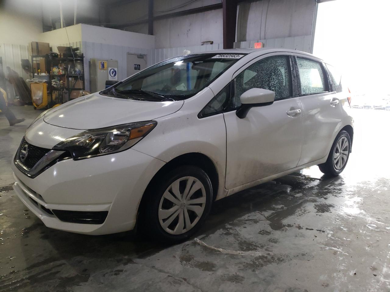 Obraz 1 z 2017 NISSAN VERSA NOTE S 2017 z VIN 3N1CE2CP3HL369780