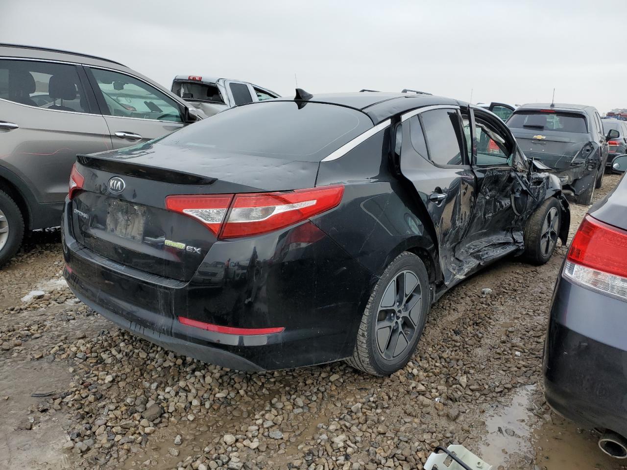 Image 3 of 2013 KIA OPTIMA HYBRID 2013 with VIN KNAGM4AD6D5048197