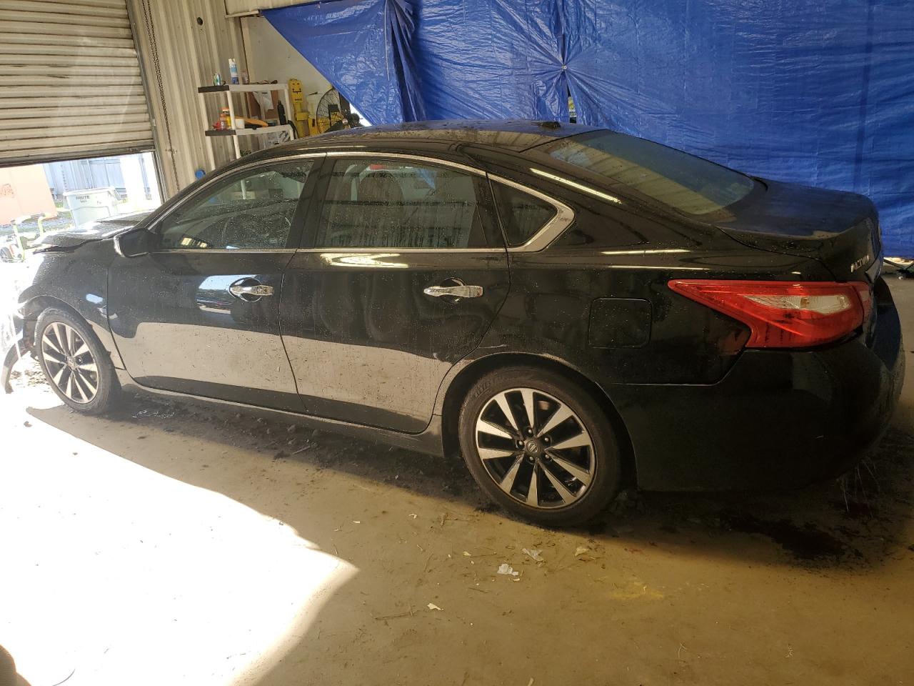Obraz 2 z 2017 NISSAN ALTIMA 2.5 2017 z VIN 1N4AL3AP2HC269786