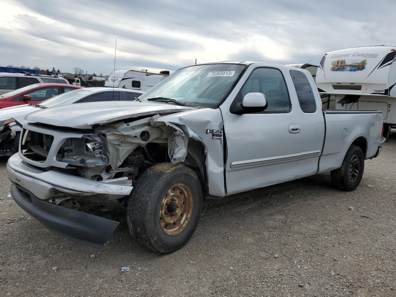 Image 1 of 2000 FORD F150  2000 with VIN 1FTRX17W5YNB63261