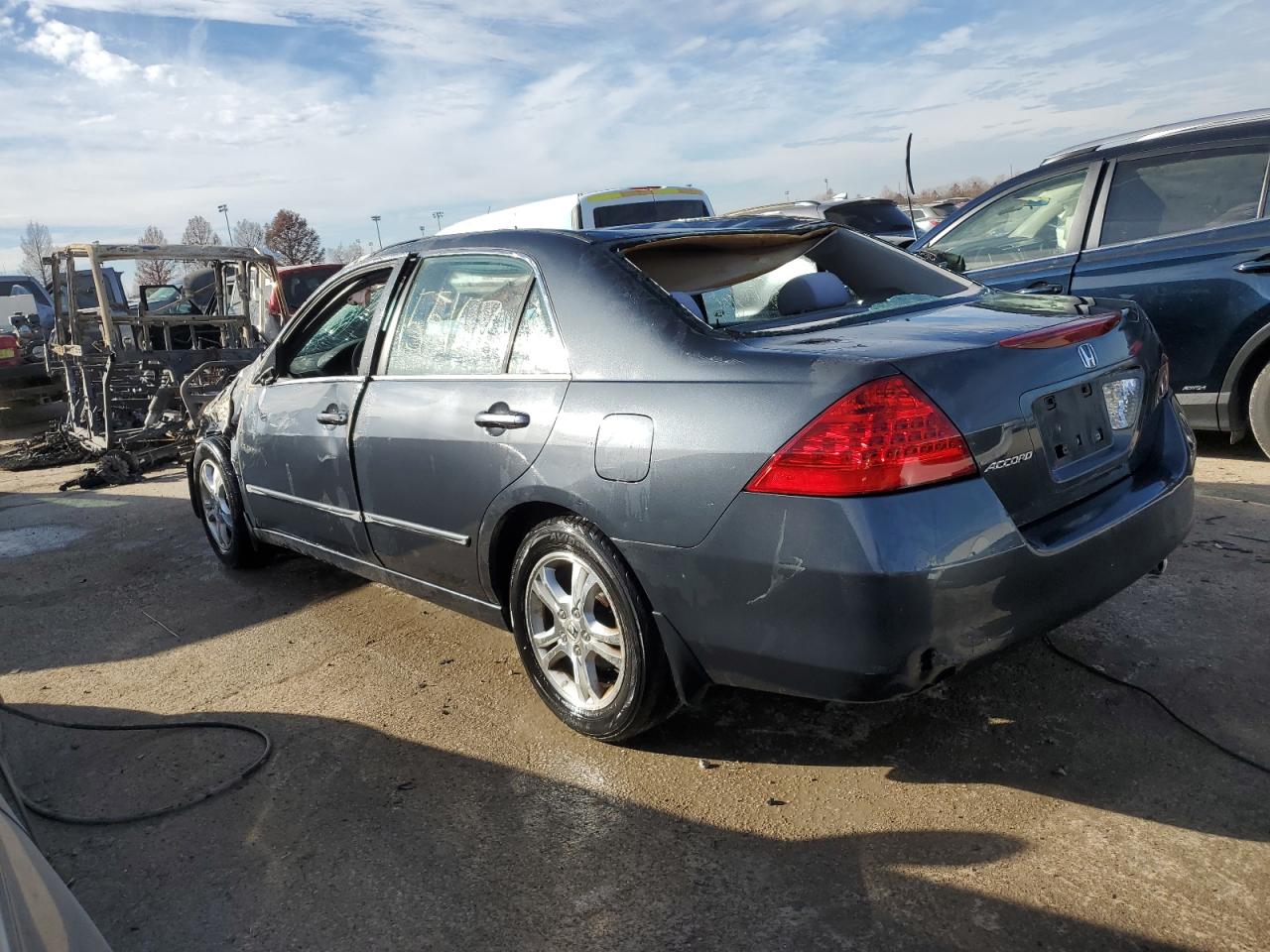 Image 2 of 2006 HONDA ACCORD SE 2006 with VIN 1HGCM56306A042236