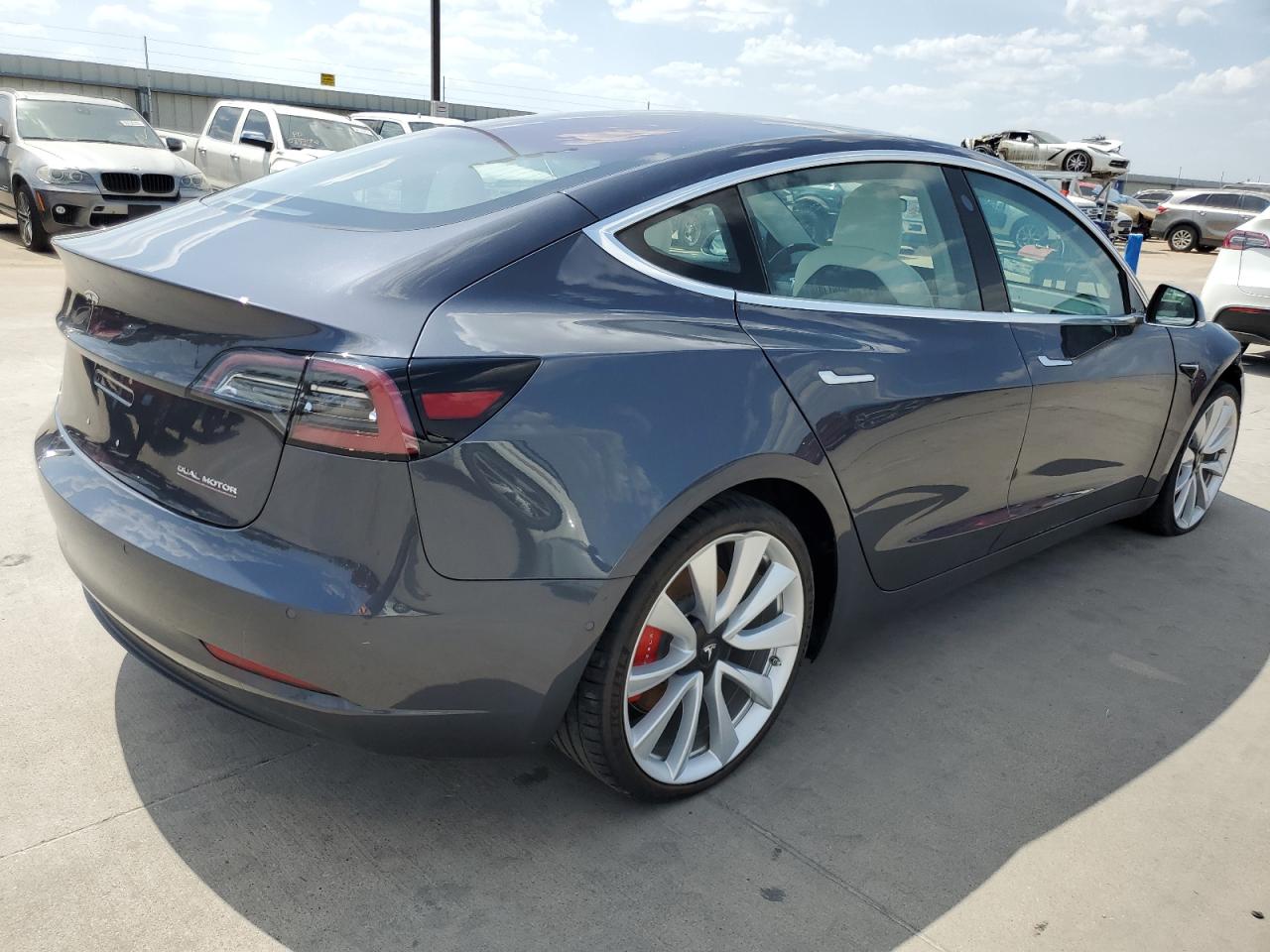 Image 3 of Tesla Model 3 2018 with VIN 5YJ3E1EB9JF079444