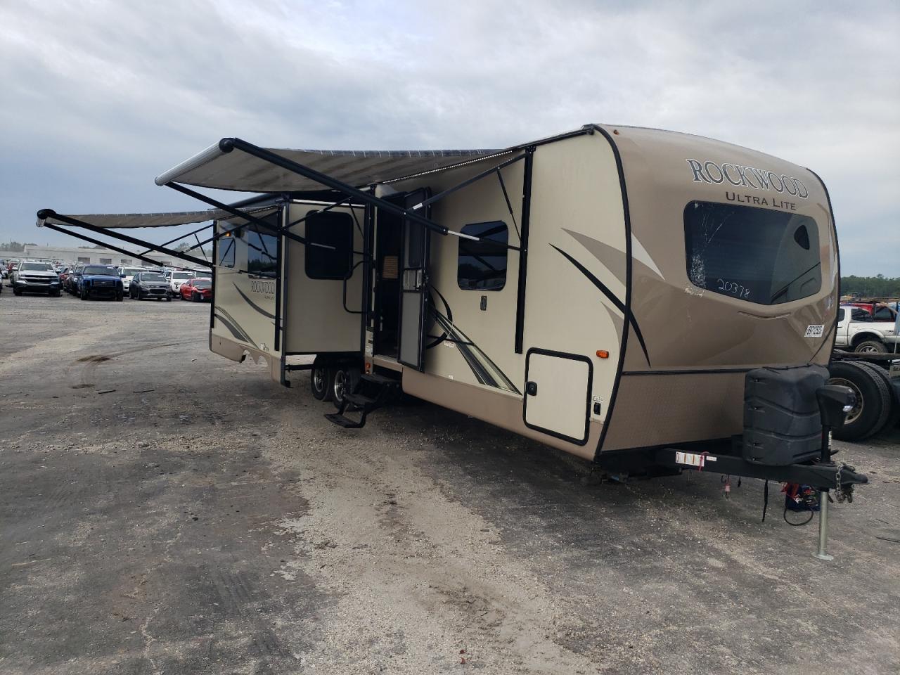 Изображение 1 2018 WILDWOOD ROCKWOOD 2018 с VIN 4X4TRLE24JZ153017