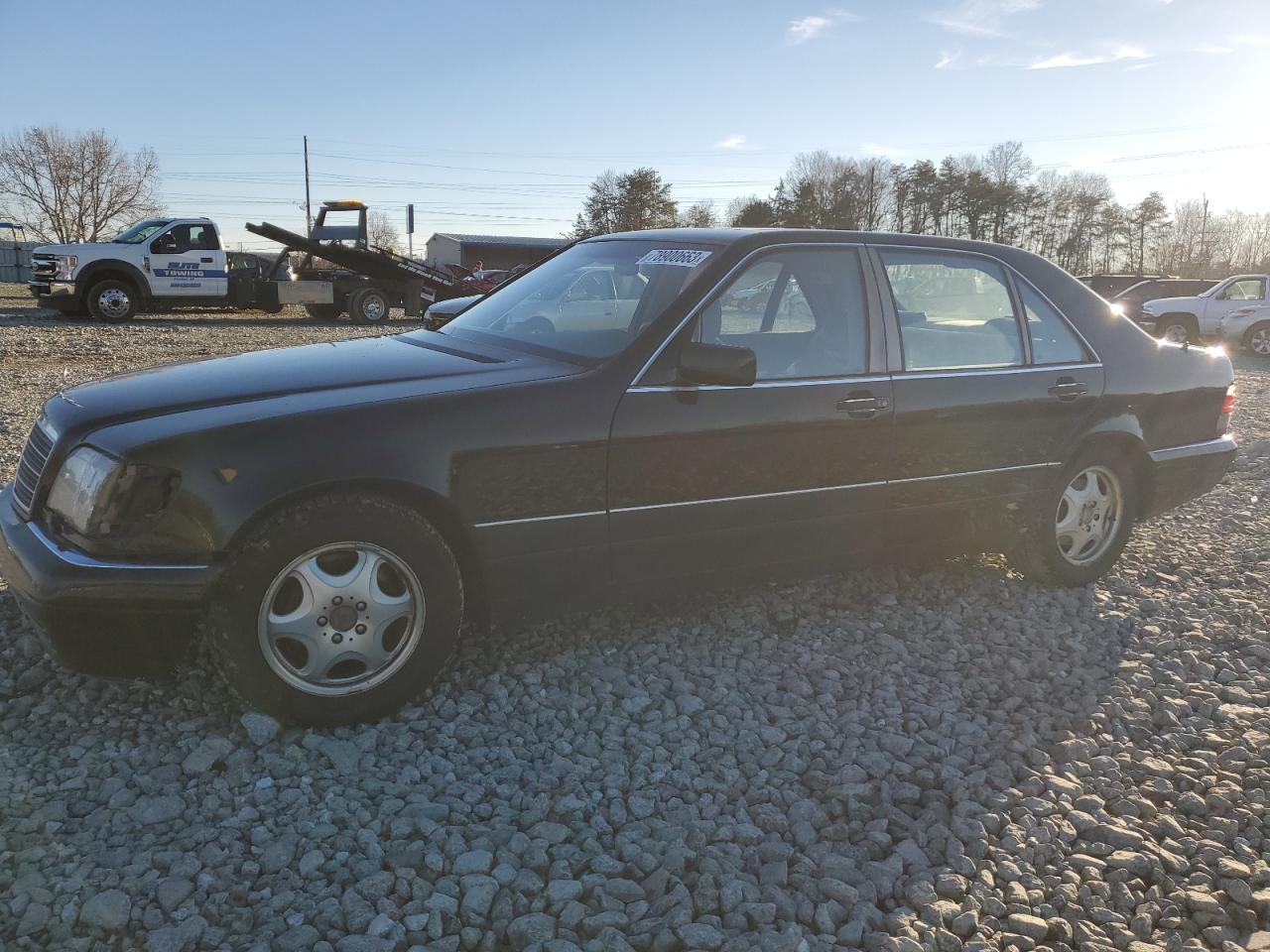 Image 1 of 1998 MERCEDES-BENZ S 420 1998 with VIN WDBGA43G5WA398609