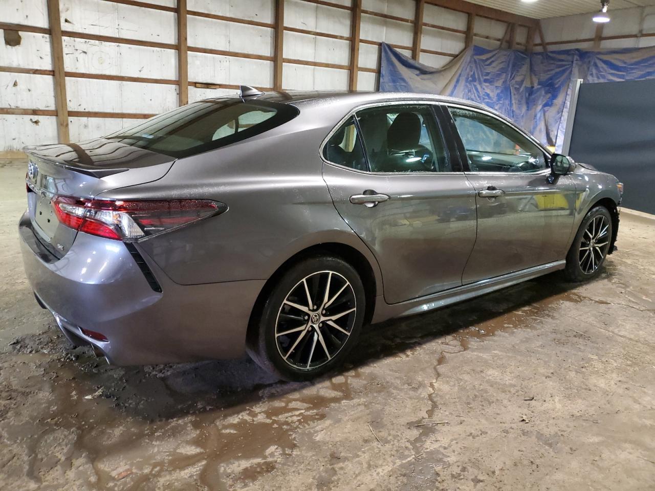 Изображение 3 2023 TOYOTA CAMRY SE NIGHT SHADE 2023 с VIN 4T1G11AK6PU736375