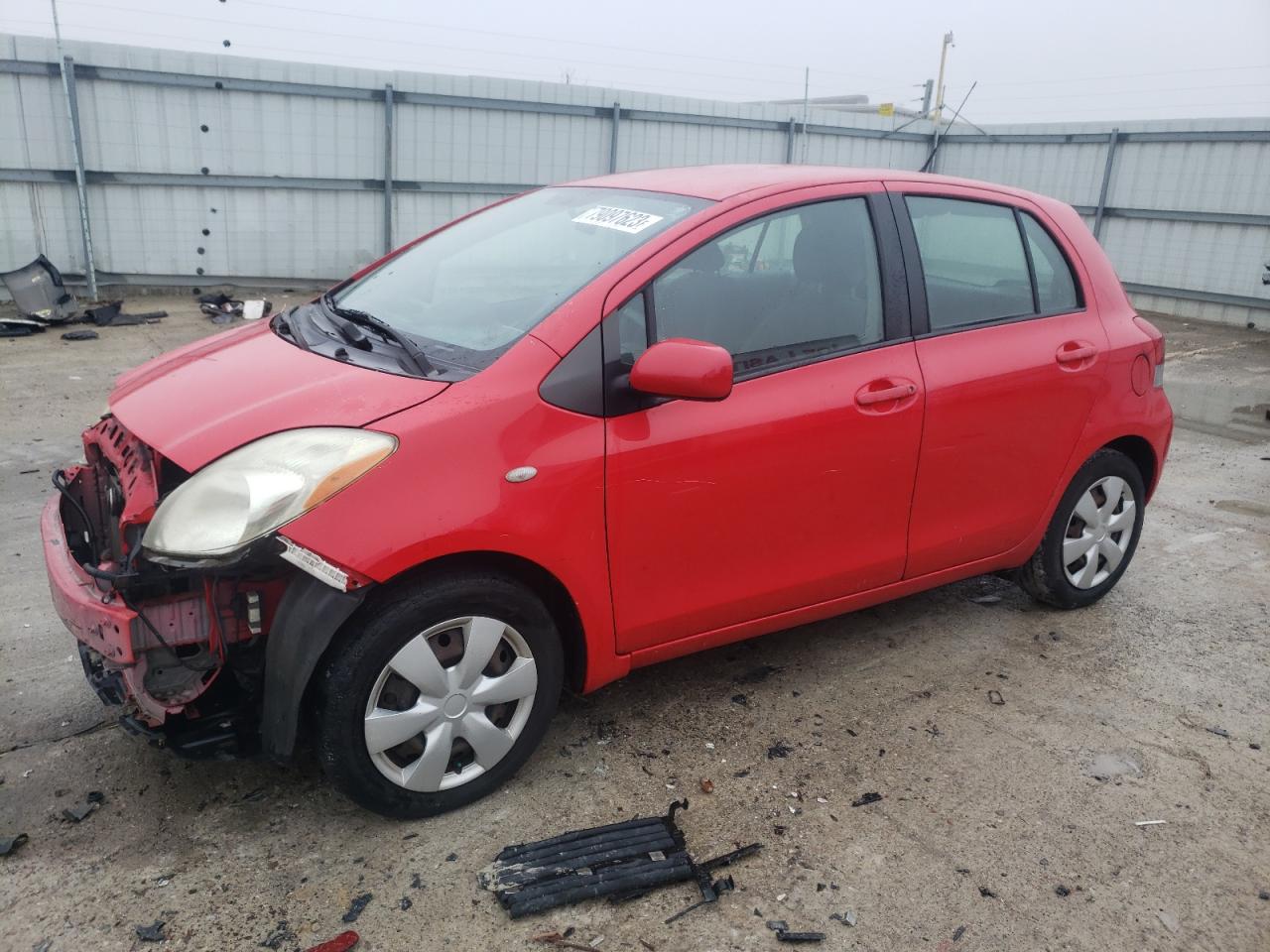 Изображение 2010 TOYOTA YARIS  2010