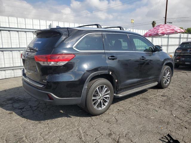 Изображение 3 2017 TOYOTA HIGHLANDER SE 2017 с VIN 5TDKZRFH0HS522104