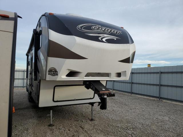 Obraz 1 z 2015 COUG TRAV TRAIL 2015 z VIN 4YDF33421F2502234