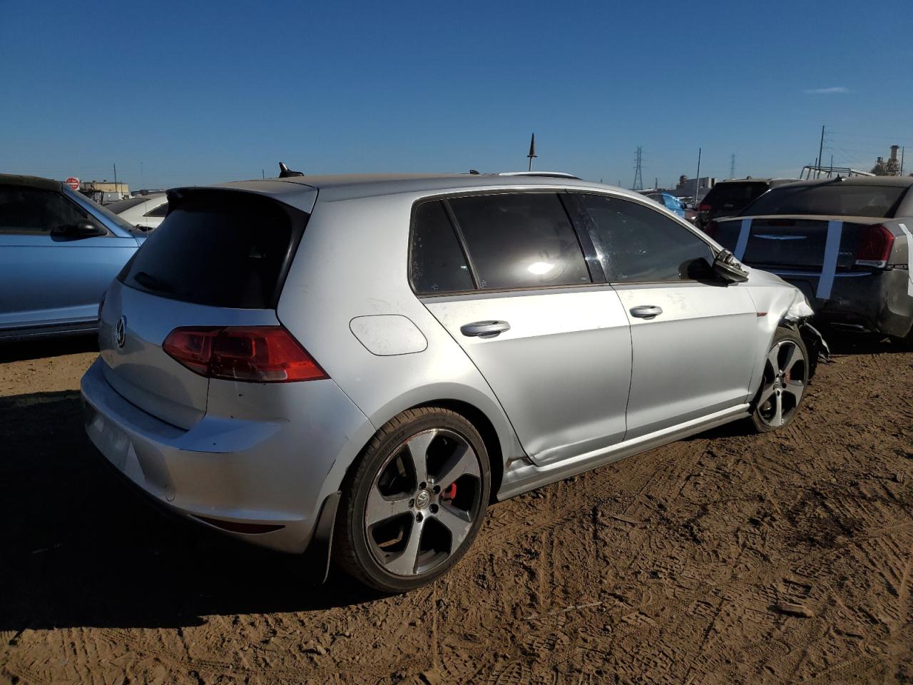 Изображение 3 2016 VOLKSWAGEN GTI S/SE 2016 с VIN 3VW447AUXGM069959