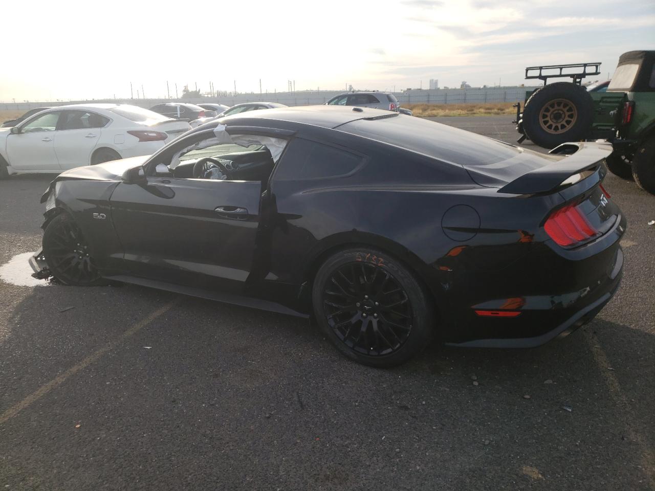 Изображение 2 2019 FORD MUSTANG GT 2019 с VIN 1FA6P8CF9K5113106