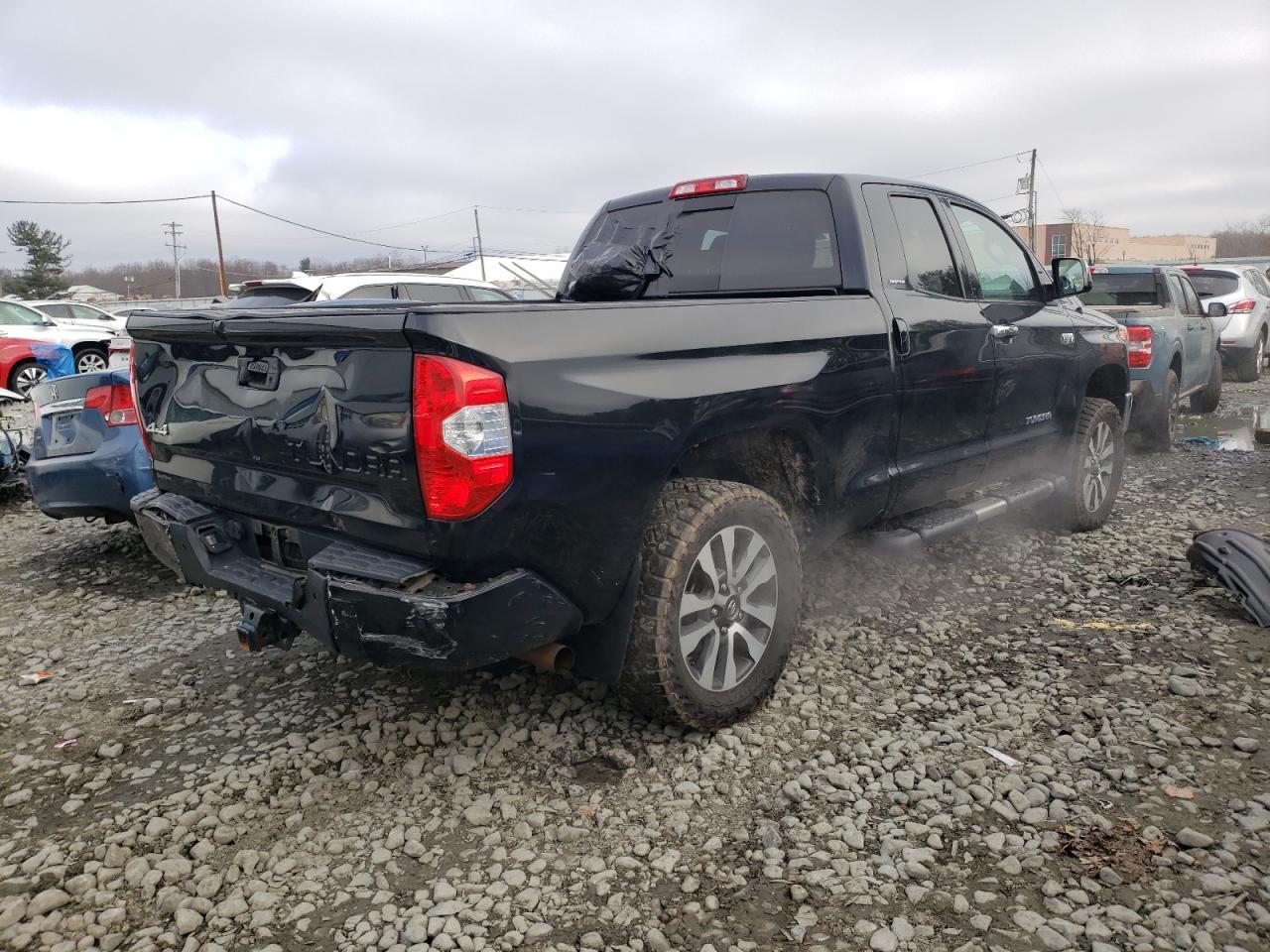 Image 3 of 2019 TOYOTA TUNDRA DOUBLE CAB LIMITED 2019 with VIN 5TFBY5F11KX802470
