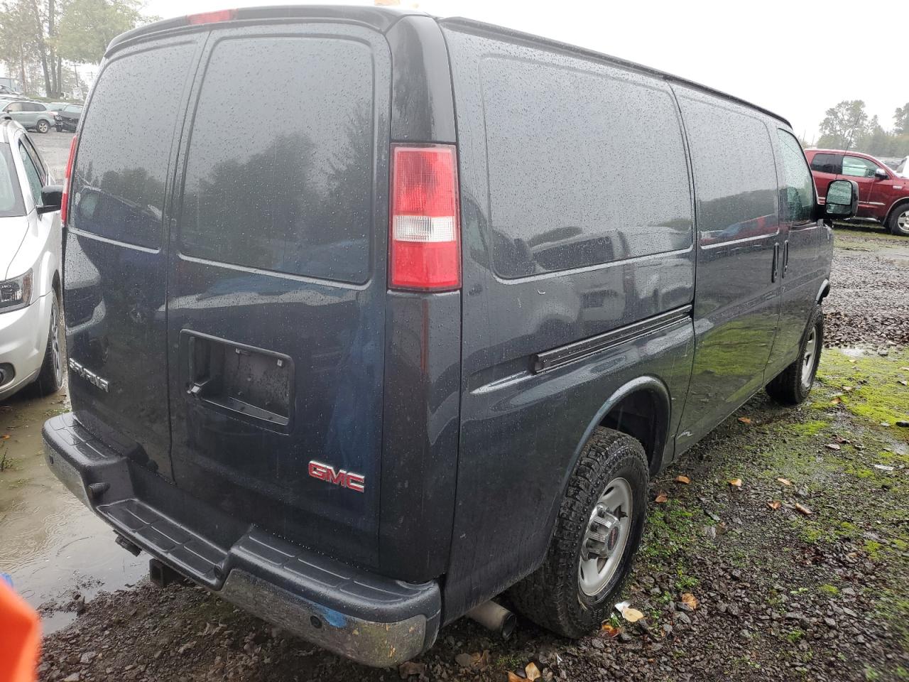 Изображение 3 2017 GMC SAVANA G2500 2017 с VIN 1GTW7AFFXH1338034