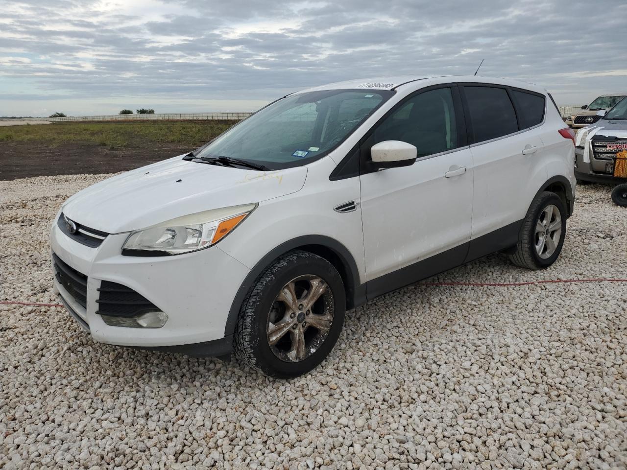 Image 1 of 2014 FORD ESCAPE SE 2014 with VIN 1FMCU0GX1EUA47439