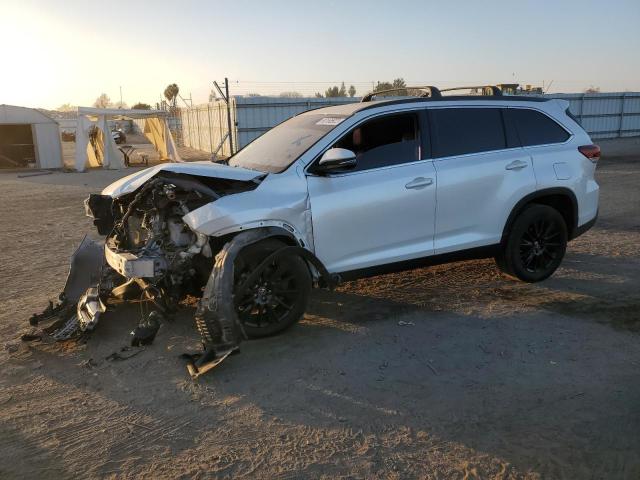 Изображение 1 2019 TOYOTA HIGHLANDER SE 2019 с VIN 5TDKZRFH4KS310183