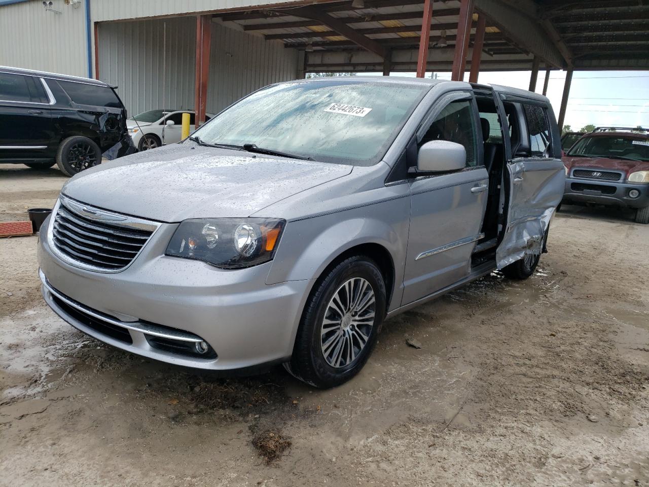 2014 CHRYSLER TOWN & COUNTRY S 2014 image