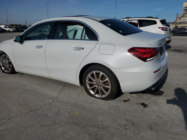 Image 2 of 2020 MERCEDES-BENZ A 220 2020 with VIN WDD3G4EB0LW038328