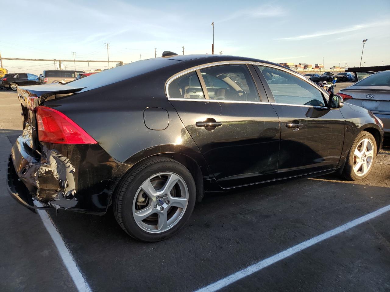 Image 3 of 2012 VOLVO S60 T5 2012 with VIN YV1622FS6C2114564