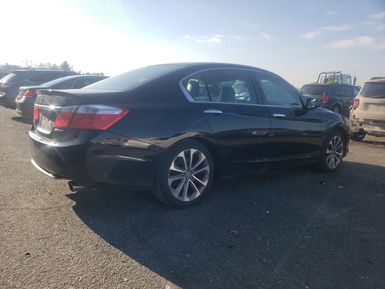 Obraz 3 z 2014 HONDA ACCORD SPORT 2014 z VIN 1HGCR2F58EA118446
